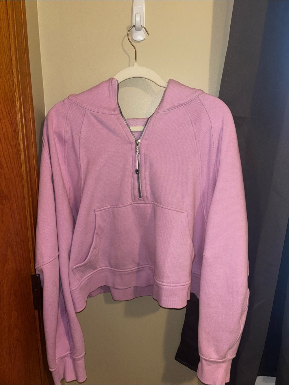 Lululemon pink scuba size L/XlL